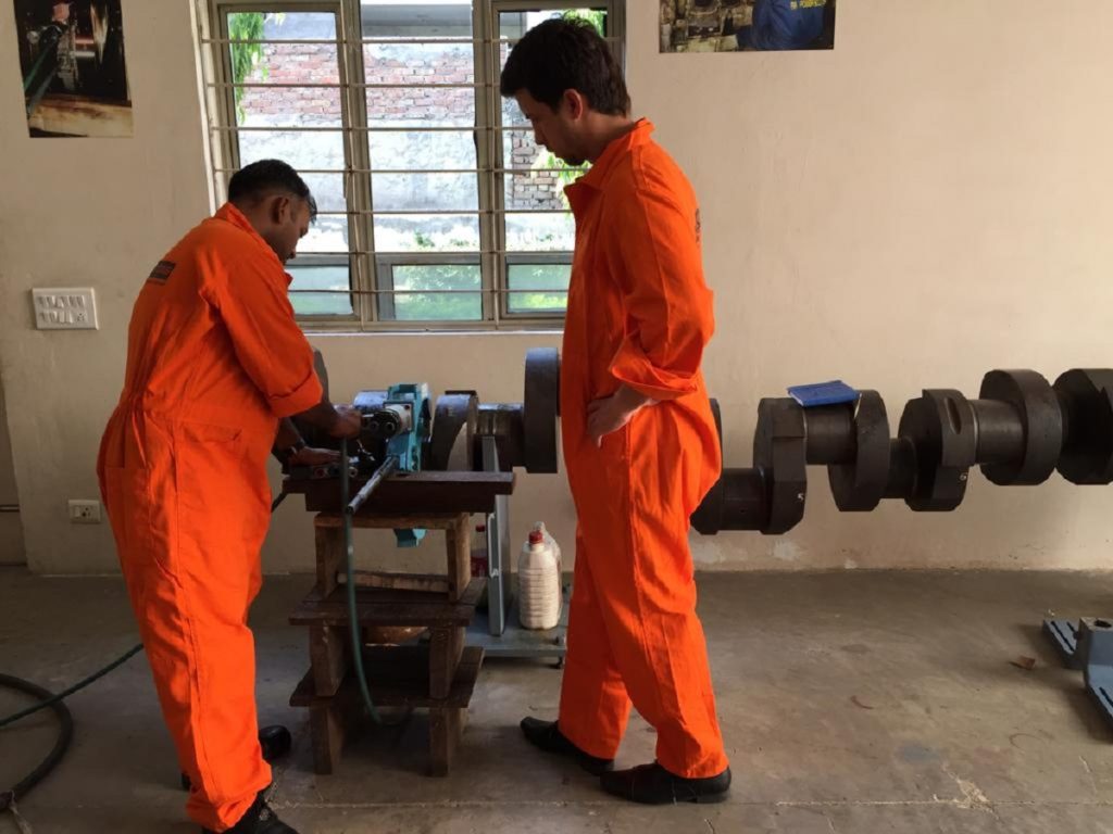 In Situ Crankshaft Grinding Machine Onsite Machining Services