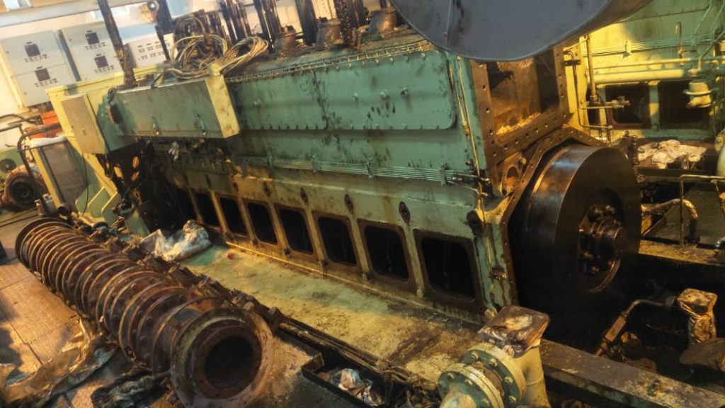 Overhauling & Repair of Marine Engine